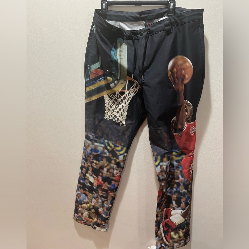 Preowned Jordan drawstring pants sz38
